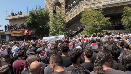 في الذكرى الثانية لمأساة مجدل شمس ... "مكان" تنقل قصص الذاكرة والفقد والصمود